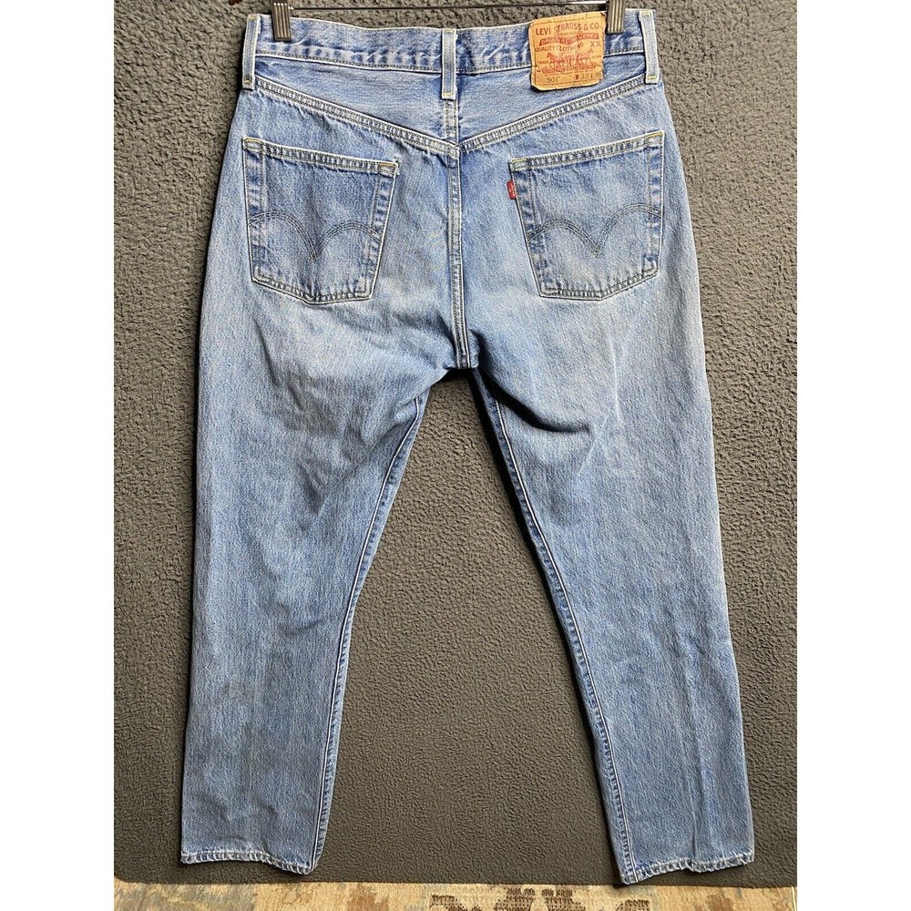 Vintage Y2K Levi's 501 Button Fly Denim Jeans (measured 32x34) Light Wash - Picture 15 of 16